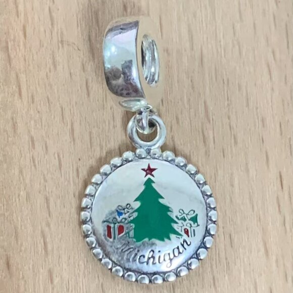 Pandora, Michigan State Tree, Eastern White Pine, Merry Christmas Charm Pendant - Picture 1 of 4